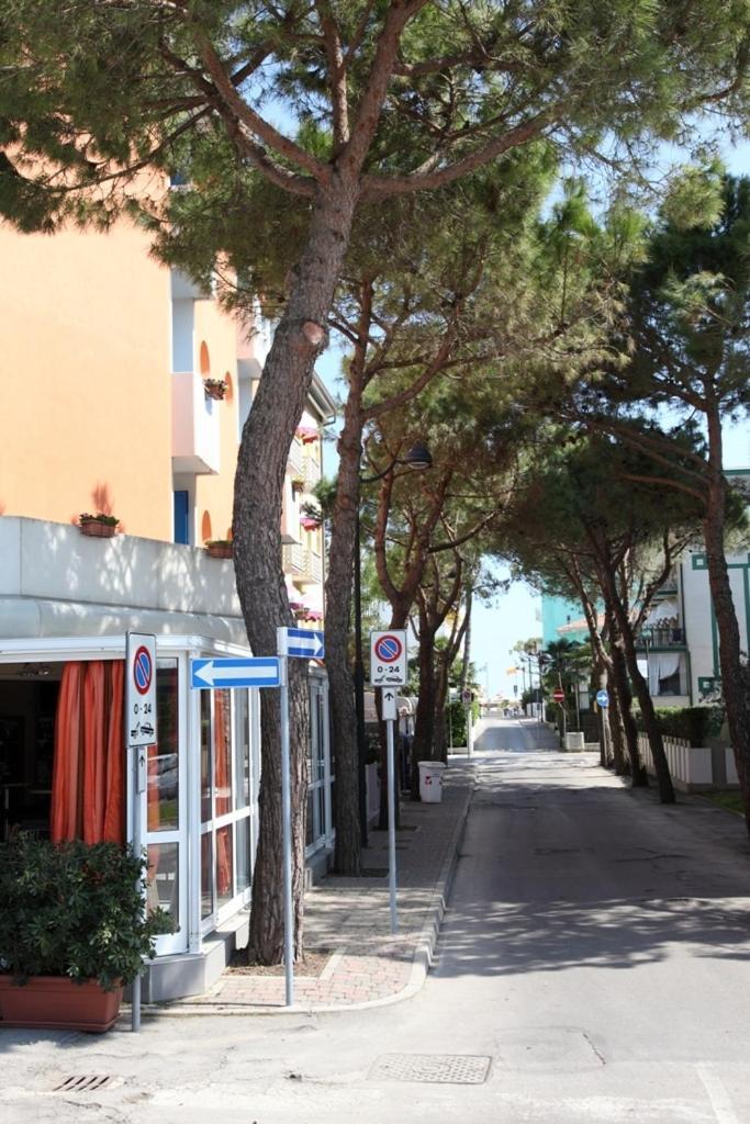 Aparthotel Gioia Caorle Exterior photo